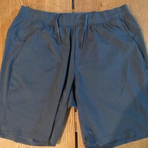 Lululemon training shorts - 7' - No liner